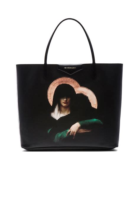 Givenchy Madonna Antigona Shopper in Black 